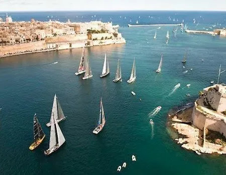Valletta, Renaissance Building * فاليتا