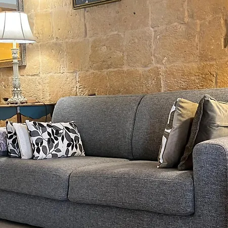 דירה Valletta, Renaissance Building ואלטה